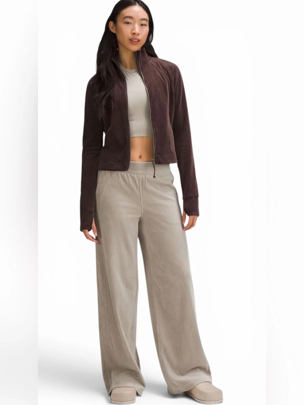 Lululemon – Scuba Mid-Rise Wide-Leg Pant Velvet Cord – Riverstone – Sz. 6